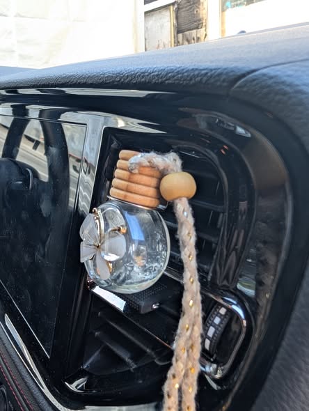 Hanging Diffuser Vent Mount